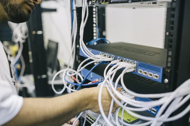 engineer, fiber, fieldengineer, freelancers, job, marketplace, network, telecom, telecom, telecom, telecom, telecom, telecom. How to review a lead network launch with synthetic fixtures and no-go tests