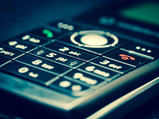 mobile, phone, smartphone, make a phone call, communication, call up, contact, christmas gift, to speak, connection, antenna, wireless phone, listener, listen. Three lead marketplaces compared on one buyer framework, no scores invented